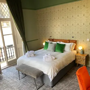 the-watermans-arms-london.brighton-hotels-england.com/